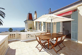 PALMERAIE - Magnifique appartement d'époque avec Vue Mer 4 personnes avec terrasse Le Port Nice